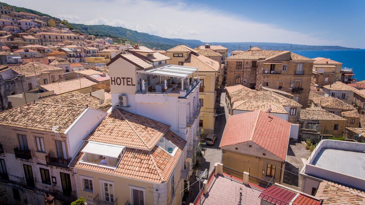Piccolo Grand Hotel Пиццо Экстерьер фото